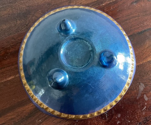 Lovely Vintage Mid 20th Century Fusion Art Glass 3 Footed Bowl - Blue & Gold - Picture 9 of 9