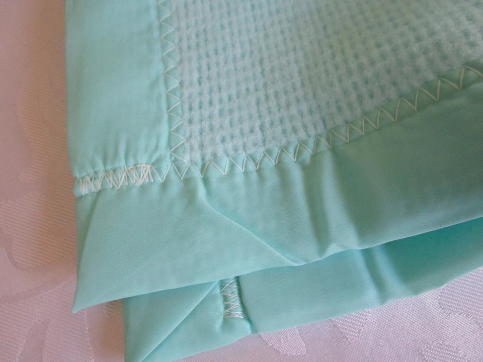 Manta de bebé vintage Baby Morgan Aqua térmica acrílico tejido gofre 36x50 NYLON 3 Foto 4 de 4