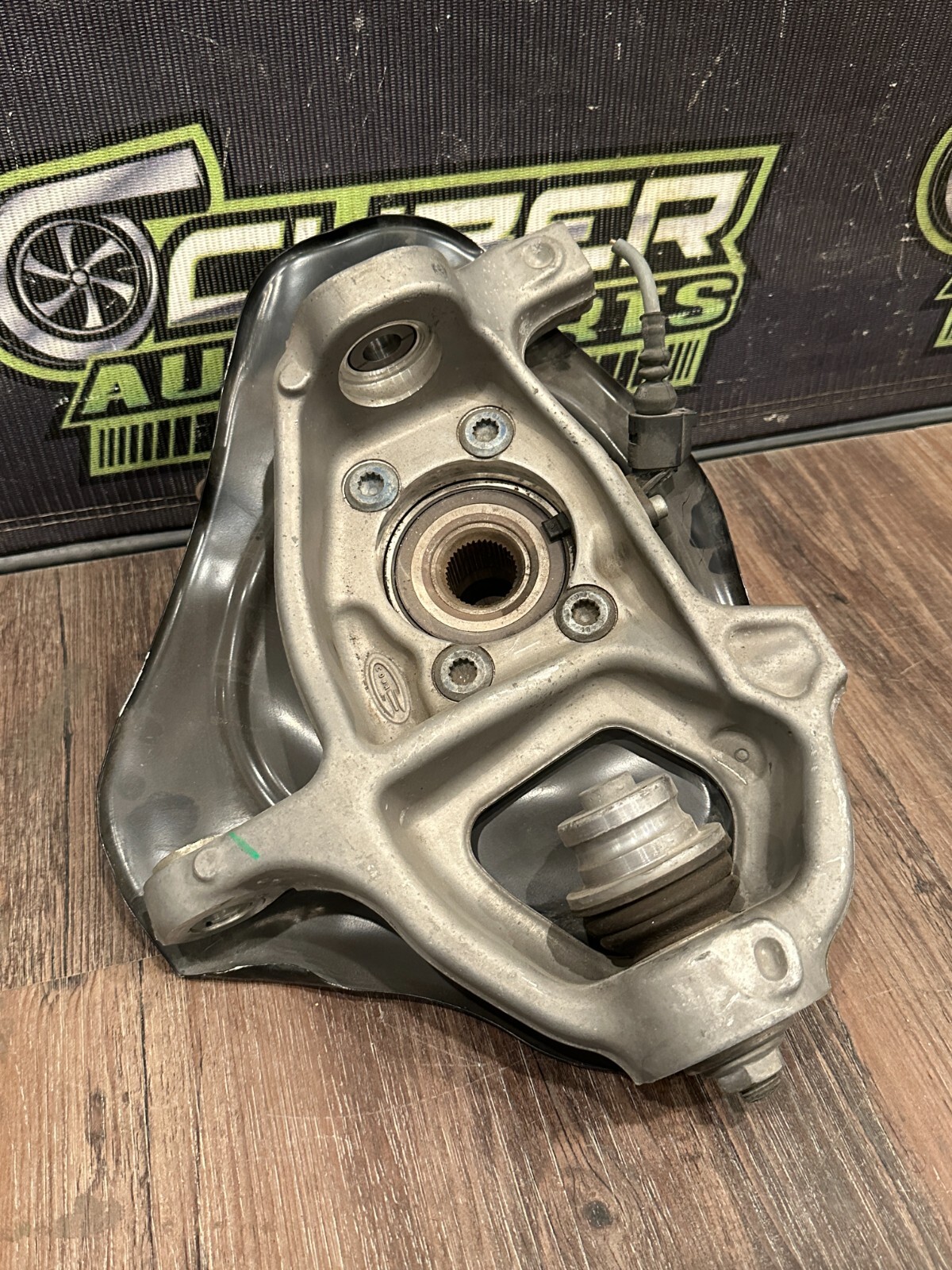 2021 AUDI R8 FRONT PASSENGER RIGHT SPINDLE KNUCKLE HUB BEARING ASSEMBLY OEM