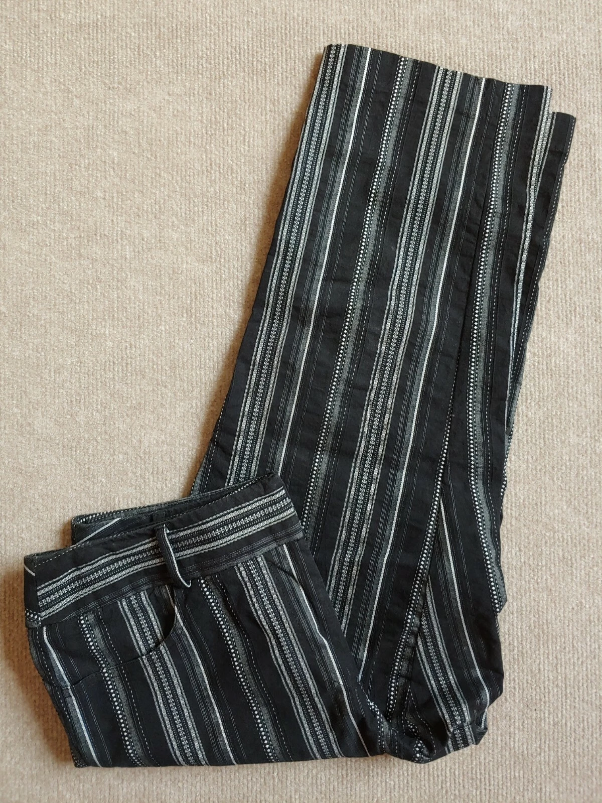 Talbots Stretch Cropped Capri Pants Womens Size 6 Petite Black Striped Straight