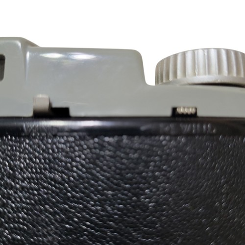 Macchina fotografica vintage Kodak Pony 135 modello C pellicola e custodia in pelle - Foto 7 di 24