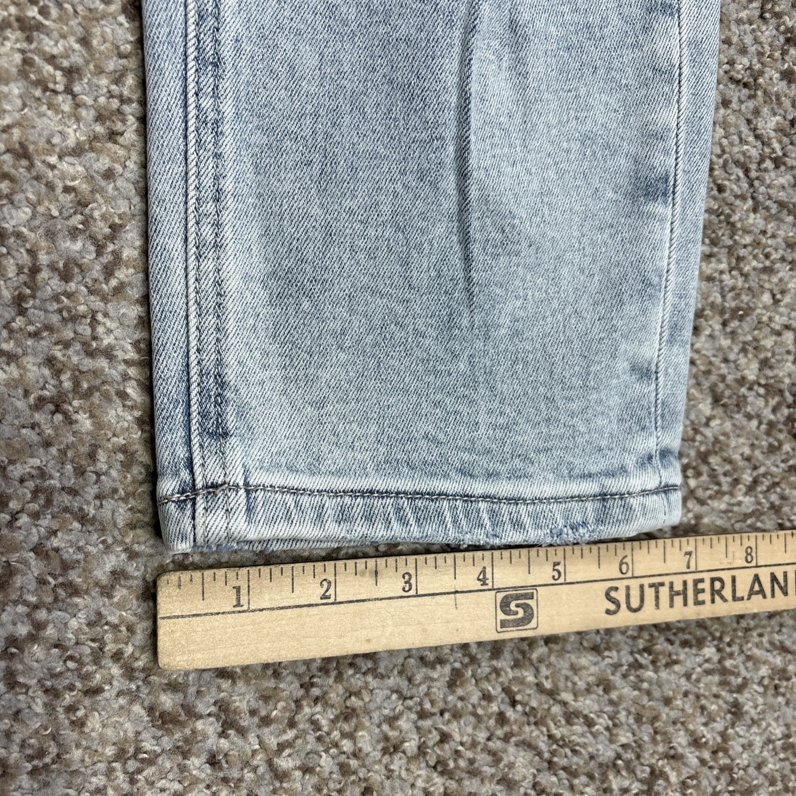 Vervet Blue Erika women’s blue jeans 28 X 25 distressed NEW - View 14