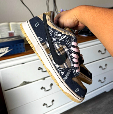 Nike SB Dunk Low  Qs x Travis  Scott  size 9 men