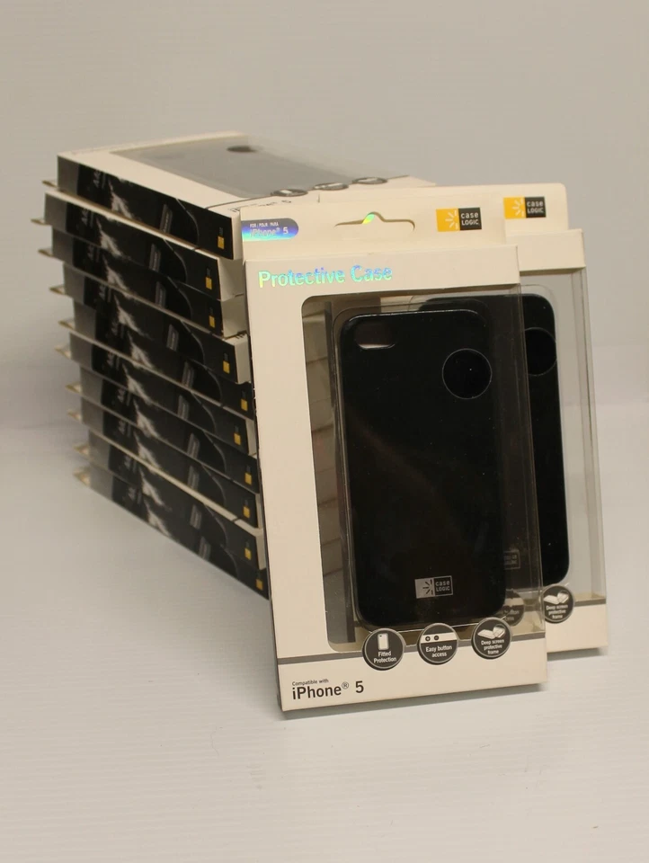 iPhone 5 durable protective case  by Case Logic - Image 3 of 3