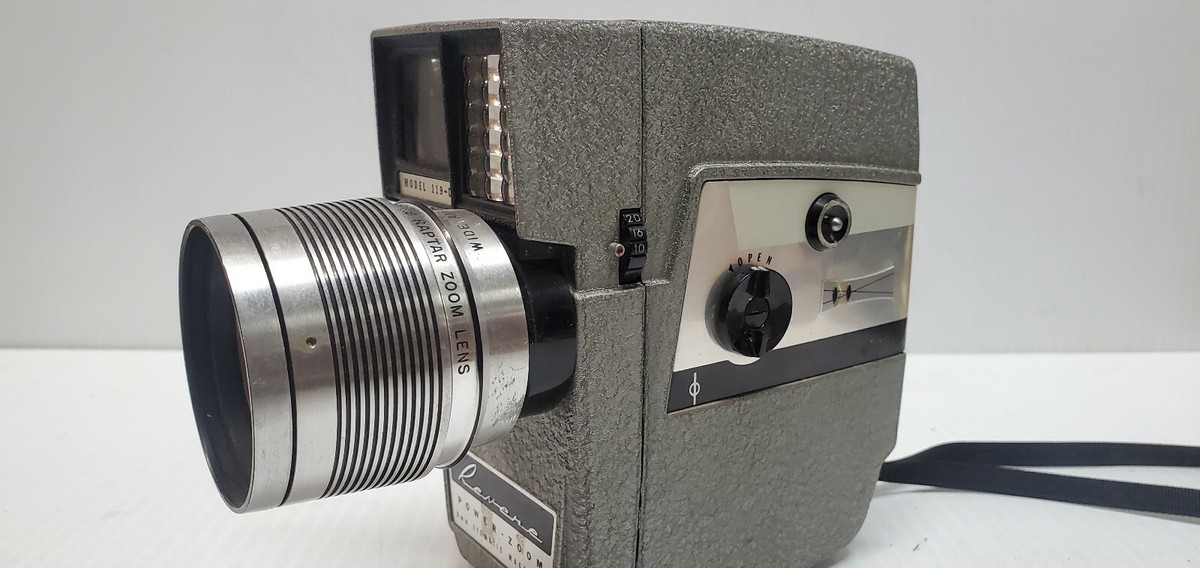 VINTAGE REVERE CAMERA POWER ZOOM 8MM EYE-MATIC MODEL 119-D