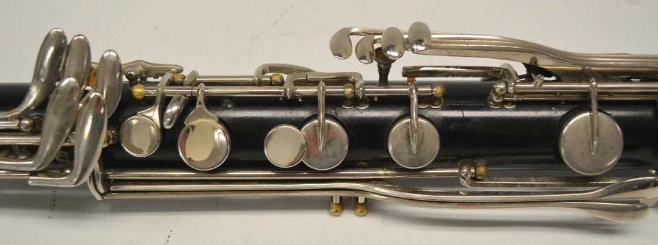 二手 BUNDY 1430 BASS CLARINET 身体带钥匙 - 用于零件  — 第 3/4 张图片