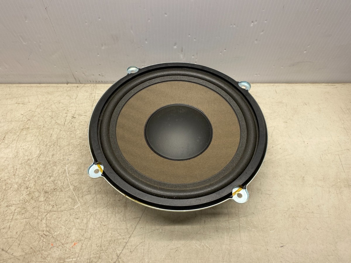 バンボ 2003-2005 Honda Pilot Rear Sub Subwoofer Speaker OEM Alpine