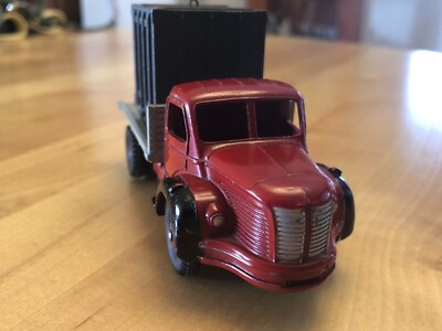 DINKY TOYS BERLIET PORTE CONTAINER Référence 34B en boite no