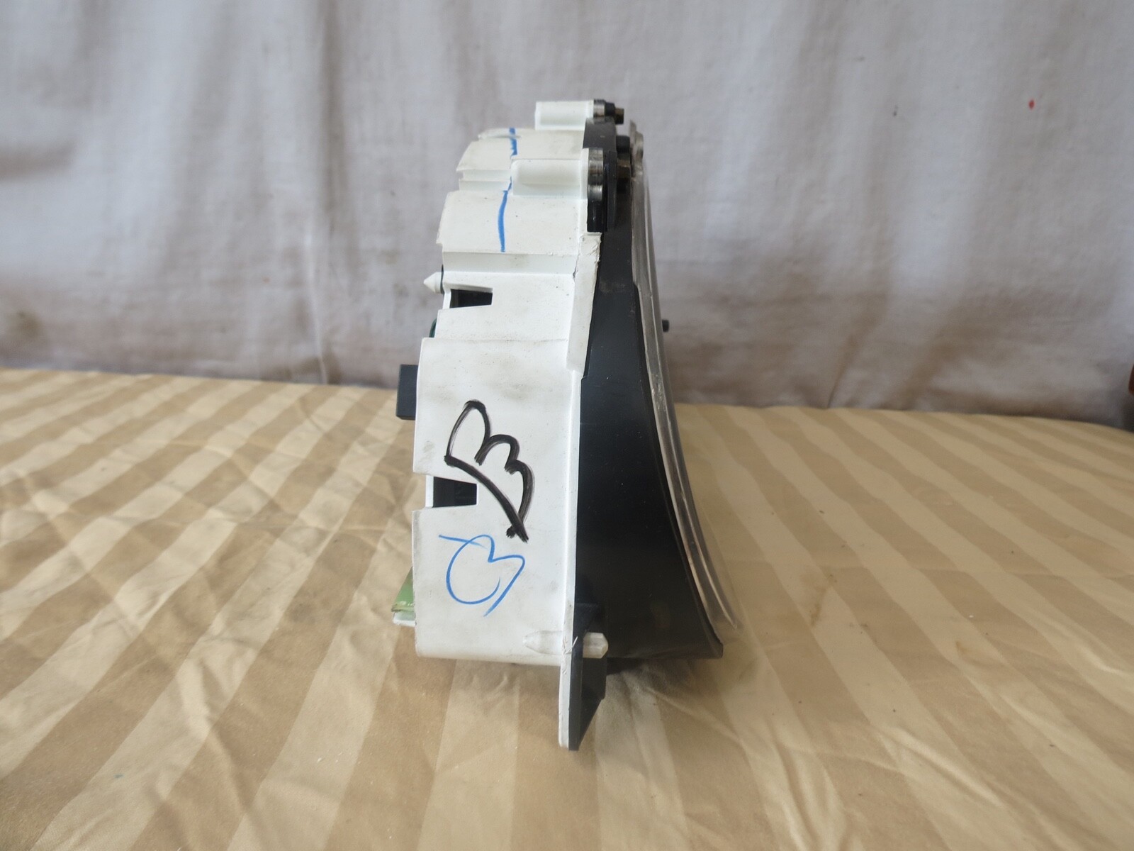 Picture 4 of 6
