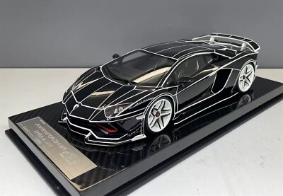 SUPER RARE* UU Model 1/18 Lamborghini Aventador LP750-4 S ☆Glow