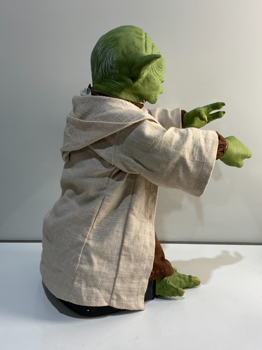 Star Wars Legendary YODA Jedi Master 16