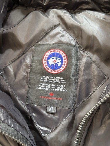 Glossy Medium Canada Goose Gilet - Picture 3 of 4