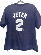 Derek Jeter 2 New York Yankees Majestic Tee Shirt XL Blue Vintage Distressed