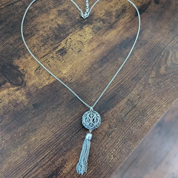 Lucky Brand Sterling Silver Elegant Pendant Necklace