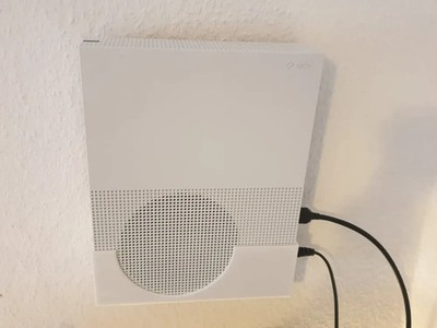 Xbox One S Wandhalterung Konsole Halter Wall Mount Bracket Stabil