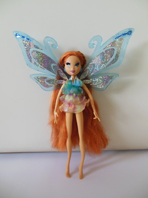 Winx Club Magic Glam Enchantix Bloom Doll Mattel
