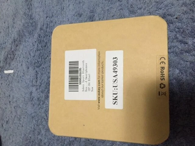 Fones de ouvido Bluetooth AUKEY fones de ouvido esportivos sem fio com controle remoto embutido e microfone para iPhone... - Imagem 3 de 4