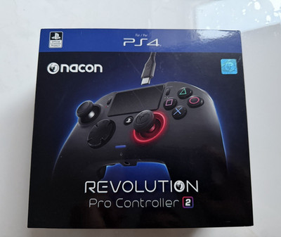 Nacon Revolution Pro Controller 2 PS4, USB, Schwarz + Zubehör