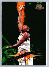 1995-96 SkyBox Premium #40 Donyell Marshall
