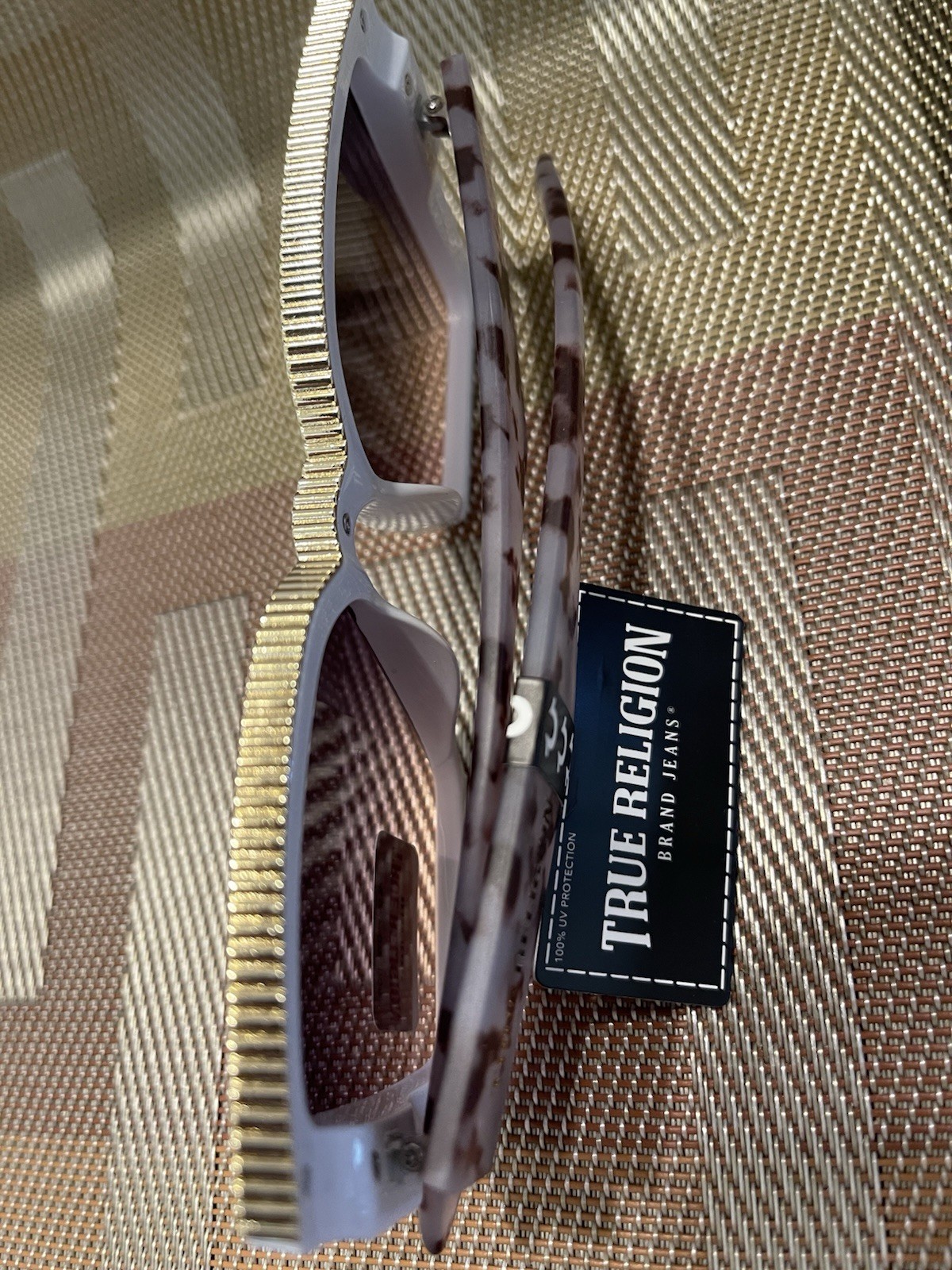 TRUE RELIGION Women’s White Frame Sunglasses Oversized Gold Accent Marbled Arms  thumbnail 7