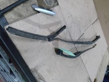 SCHEIBENWISCHER VORNE WIPER ARM FRONT Kia Cee'd (JDB5) 2015 98320A2000