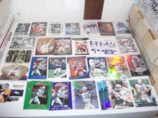 LOT OF 318 PEYTON MANNING FOOTBALL CARDS THAT ARE IN EX TO MINT COND!!