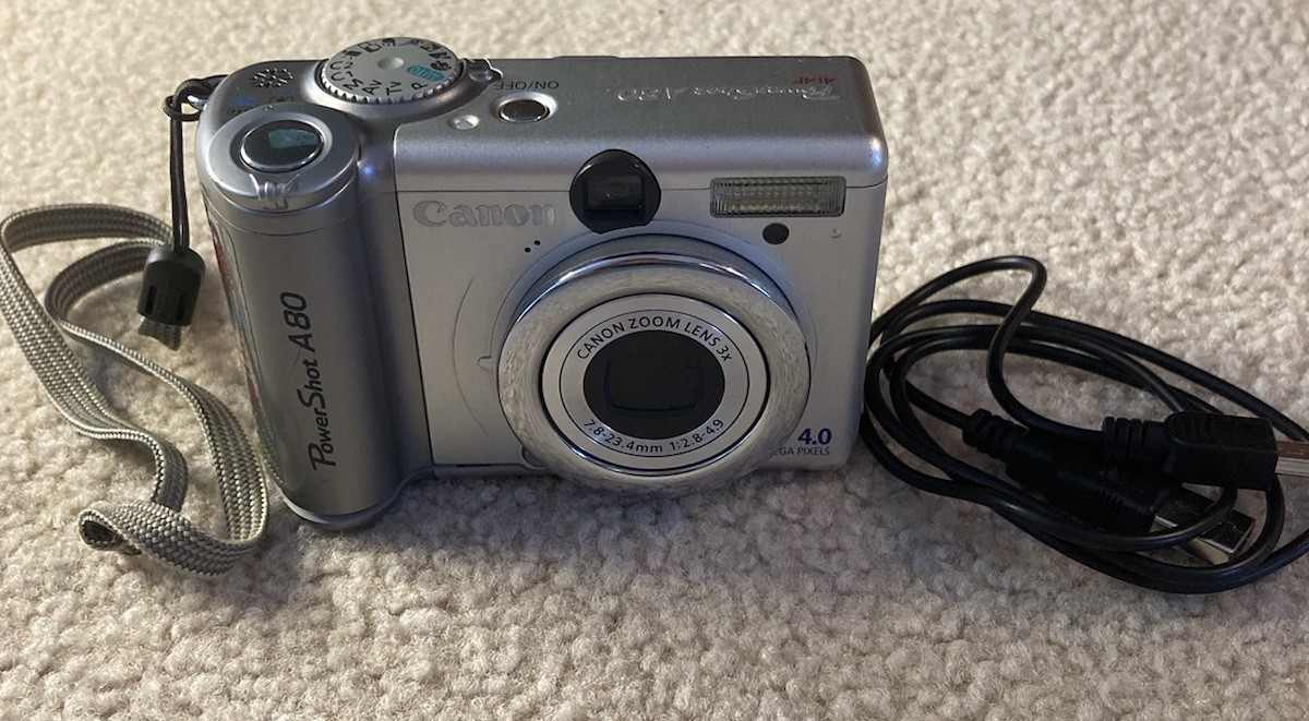 Canon PowerShot A80 Digital Camera Silver Tested W/ Memory Card