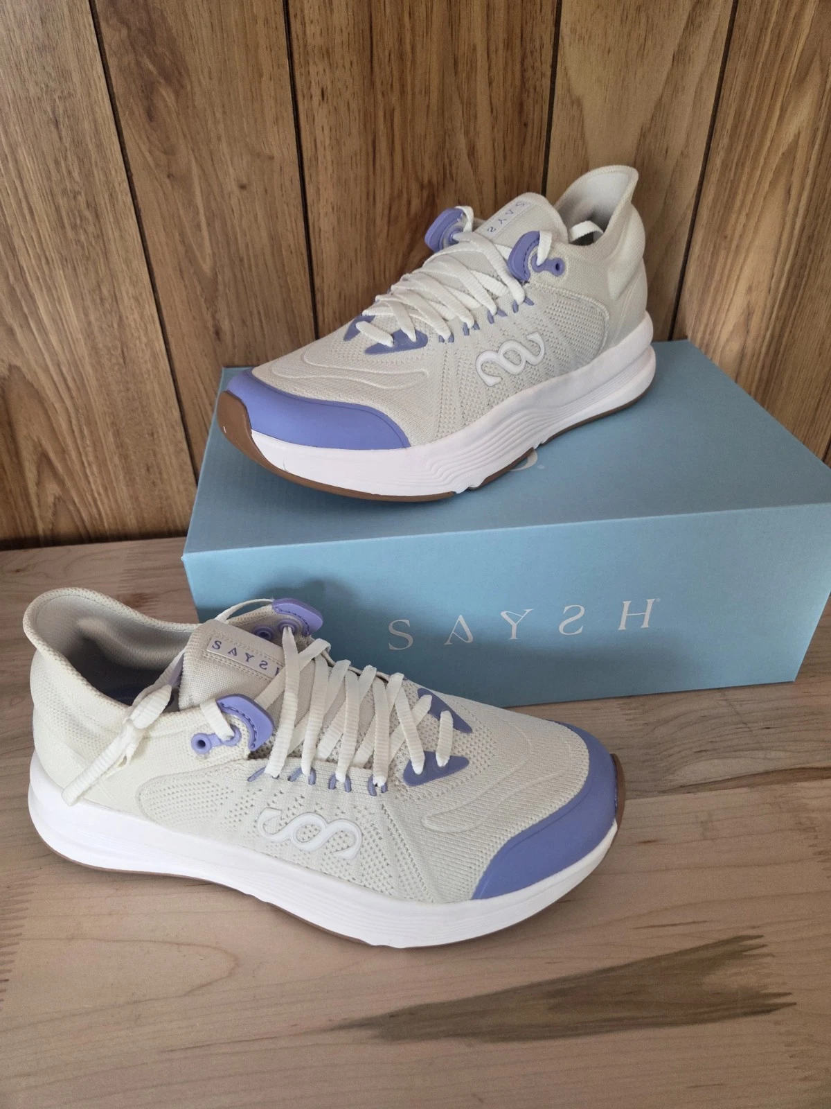 SAYSH Womens The Felix Runner Performance Running Shoe Shades Of White New