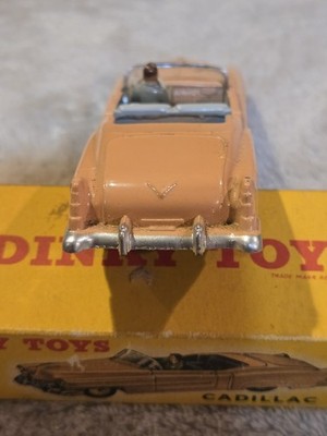 Dinky Toys 131 - CADILLAC ELDORADO TOURER 1956 - Saumon - Boîte D'origine