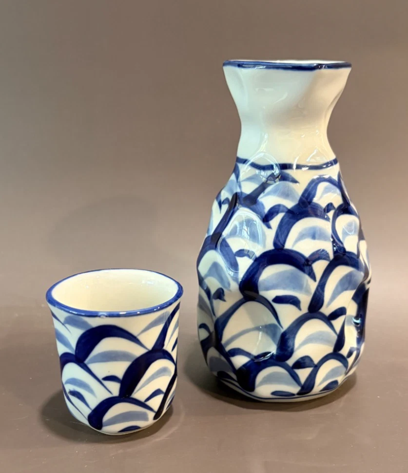 Japanese Sake In Collectible Japanese Teapots & Tea Sets (1900-Now