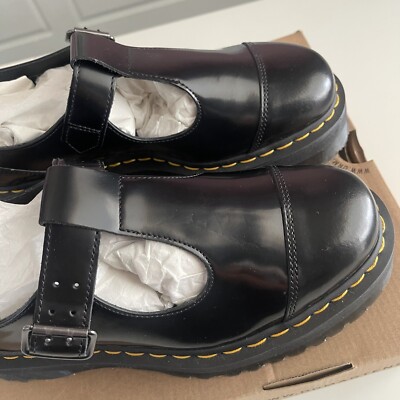 New In Box Dr. Martens Bethan Leather Platform Mary Jane