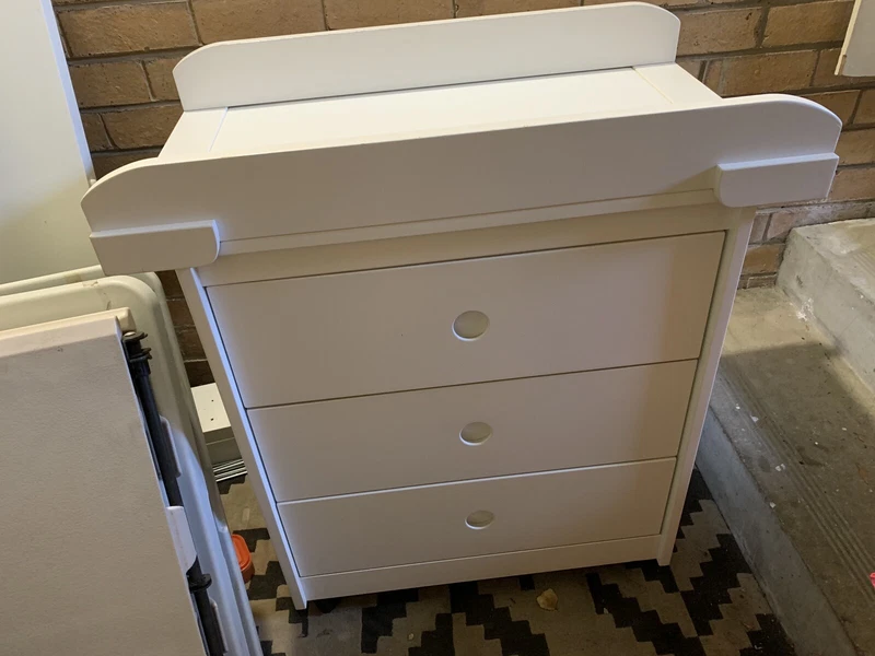 second hand changing unit