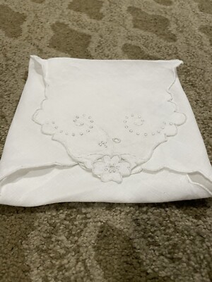 White Cotton Bread Roll Cover Hand Cut Embroidery Floral Design Scalloped Edge