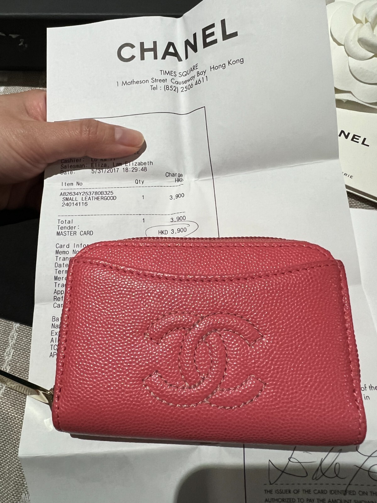 Chanel Caviar Leather Card Holder - Coral Pink image 2