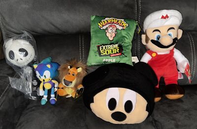 Lot Plush Jack Skellington Sonic Mickey Kingdom Hearts Super Mario Madagascar￼￼