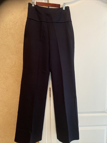 NWOT Cabi 6 Long Classic Navy Coco 