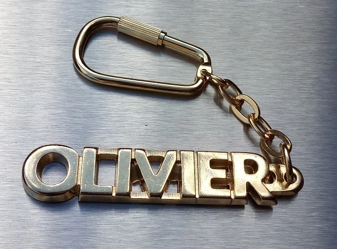 HIERZEGGER EDLER SCHLÜSSELANHÄNGER OLIVIER VERGOLDET Gold Name Weihnachtsgeschenk