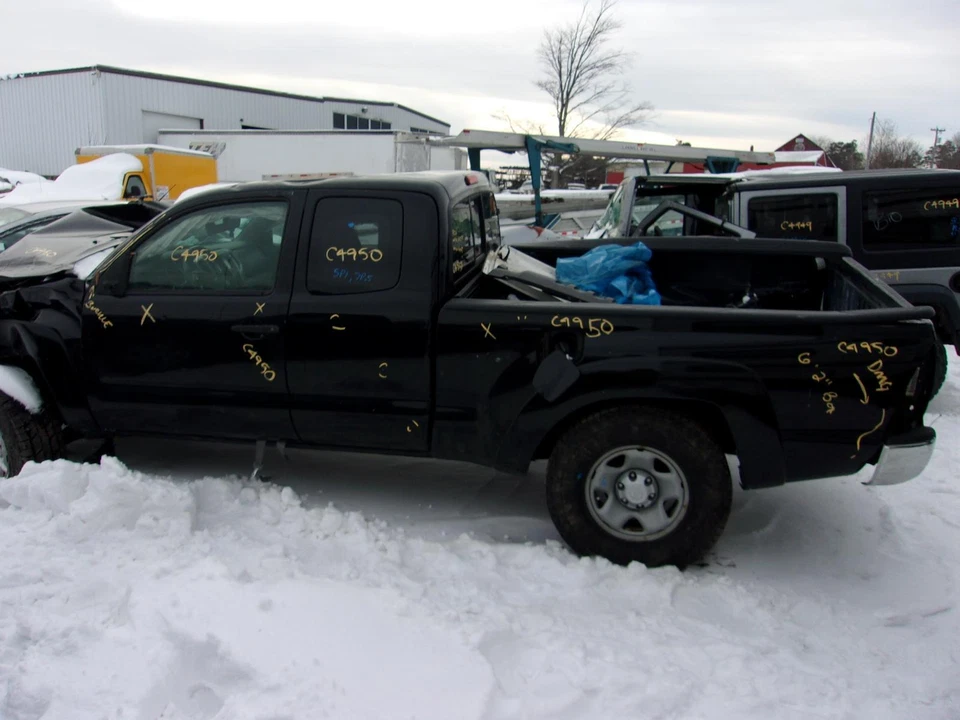 Used Front Right Door Window Regulator Front fits: 2013 Toyota Tacoma Crew Cab 4 Foto 4 de 4