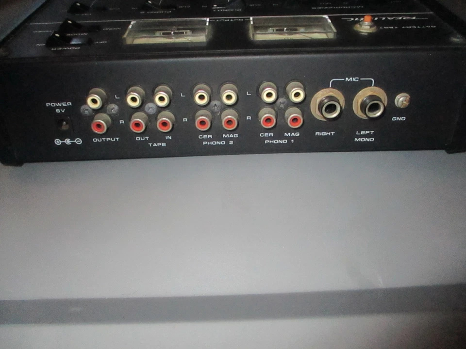 Realistic Portable Stereo Mixer Model No. 32-1100A - No Power Adapter - Image 3 of 4
