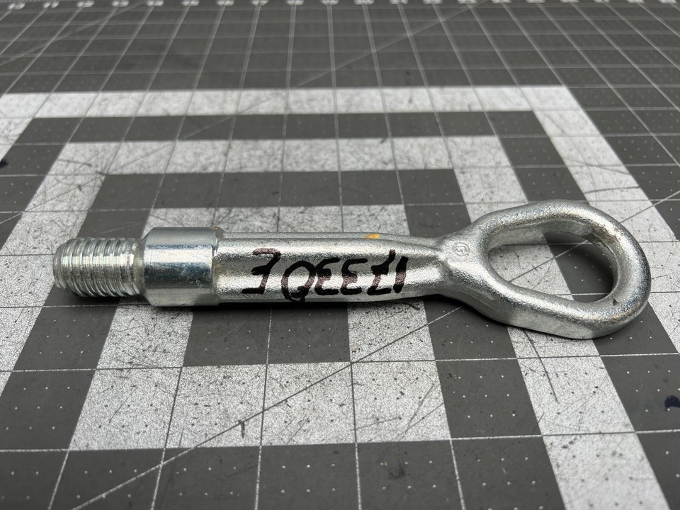 1220 BMW F30 F32 TOW HOOK TOOL TOWING EYE OEM eBay