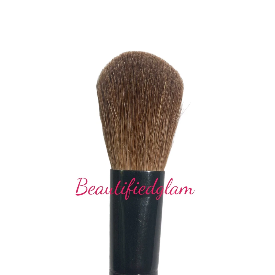 SMASHBOX MINI Brush | Red Handle MakeUp Brush BRAND NEW - Image 3 of 4