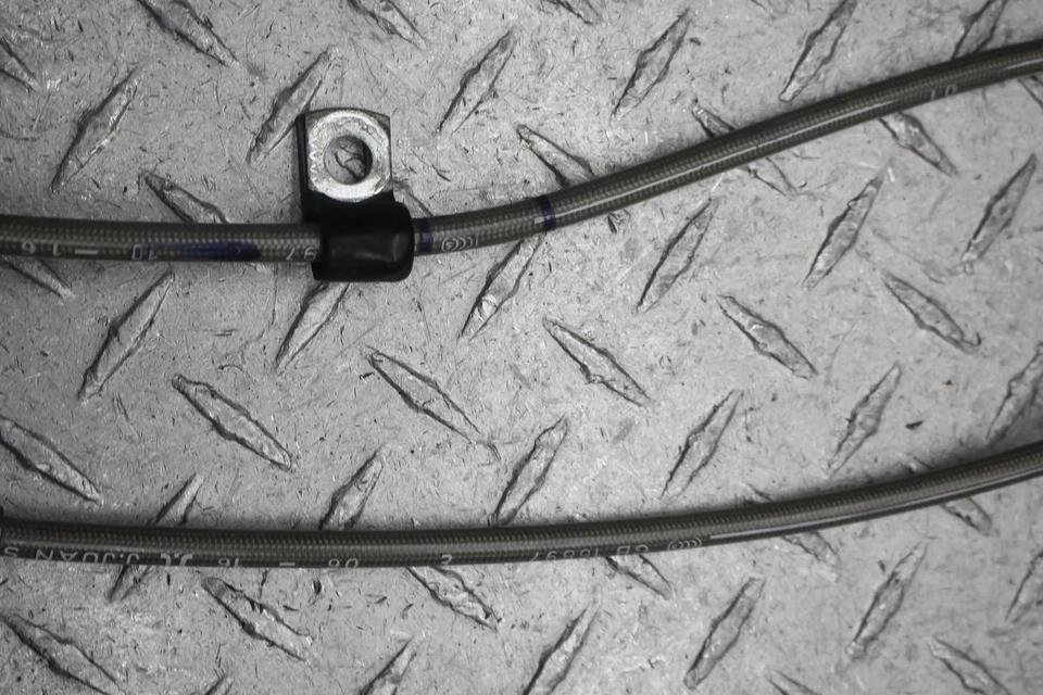 Indian Scout Sixty 2017 pinza de freno delantera/trasera mangueras líneas y espejo retrovisor derecho Foto 3 de 4