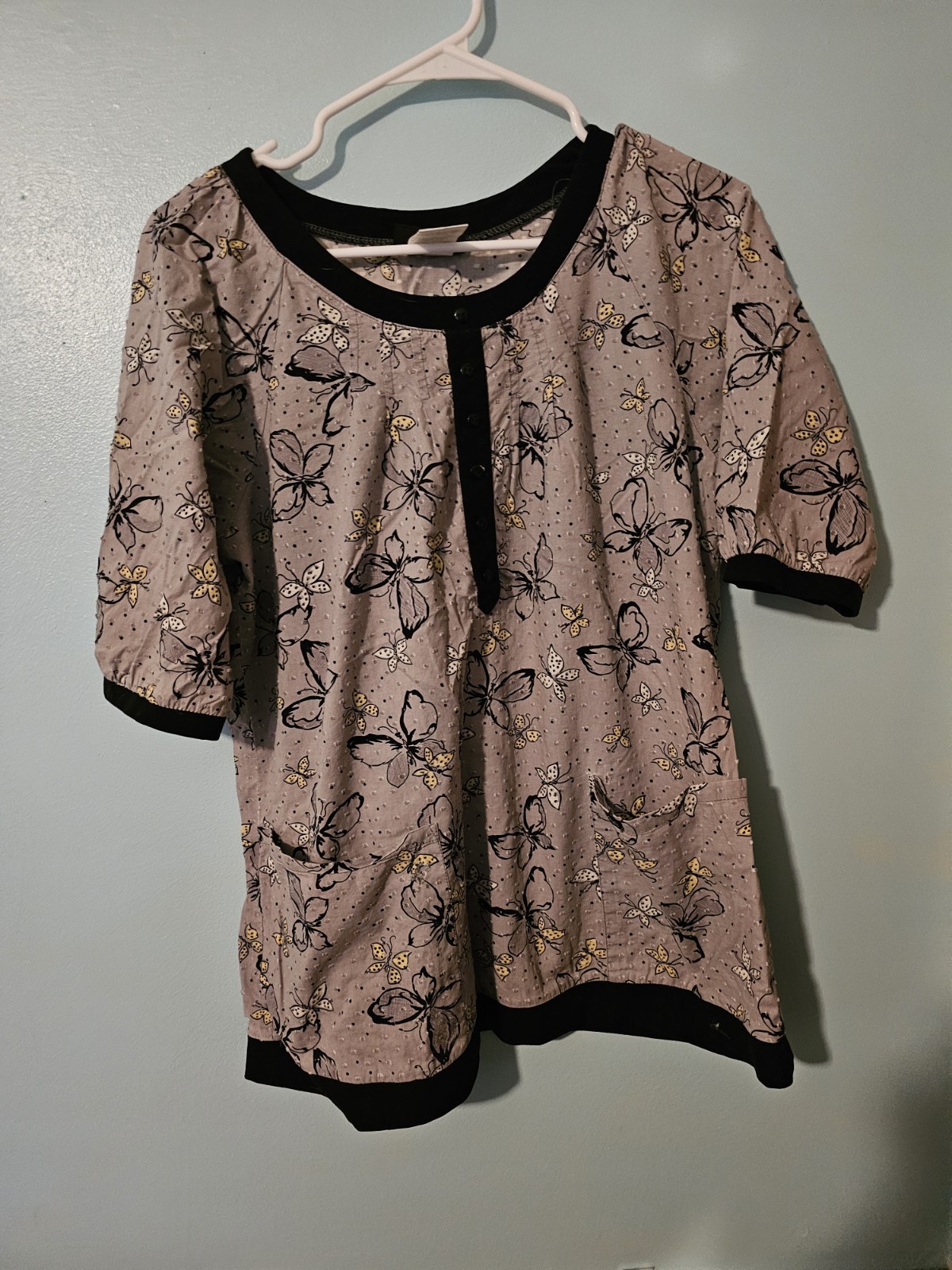 Picture 1 of 4