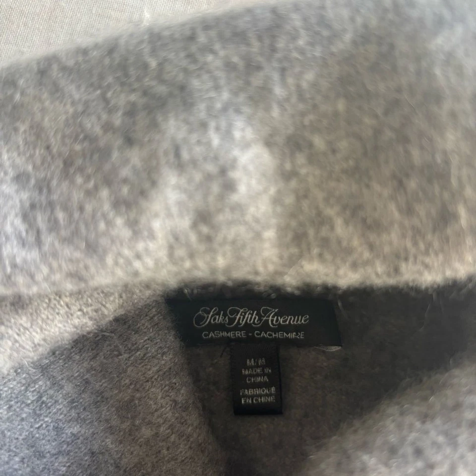 Saks Fifth Avenue Grey Striped 100% Cashmere Sweater S - Image 2 of 4