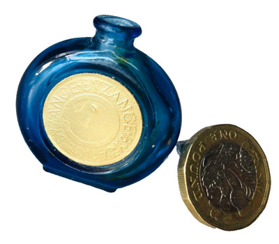 Parfum Flakon klein leer Sammlerstück Glas Miniatur ra