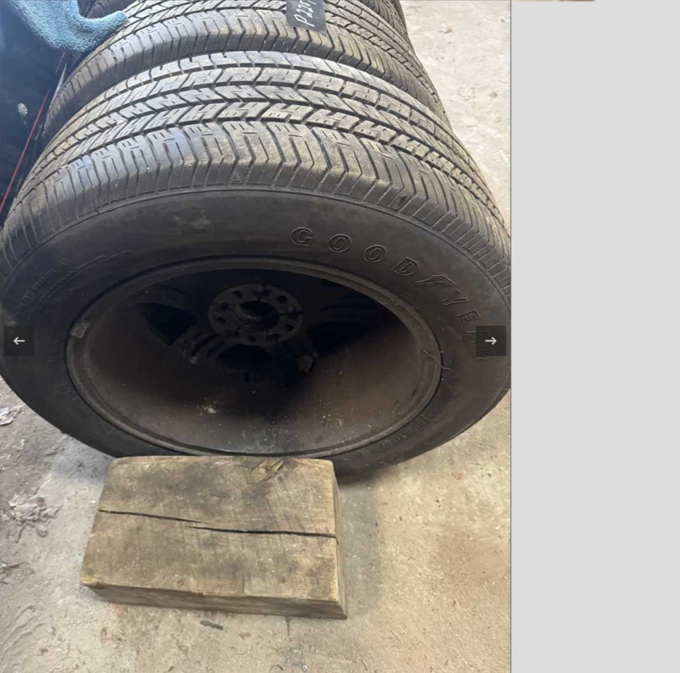 Llantas Dodge Charger OEM 225/60R18 - Juego de 4 - Neumáticos Goodyear Eagle RS-A Foto 3 de 4