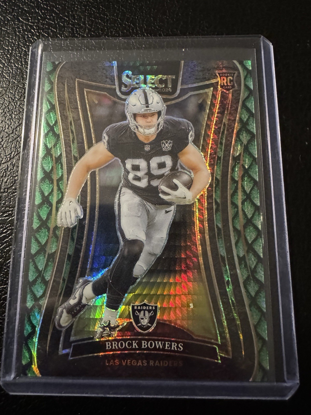 2024 Panini Select - Suite Level Brock Bowers #383 Dragon Scale Prizm /81 (RC)