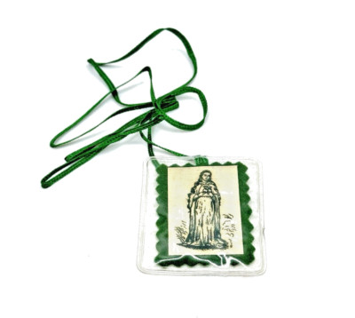 Laminated Scapular Immaculate Heart of Our Lady Mary Green & White