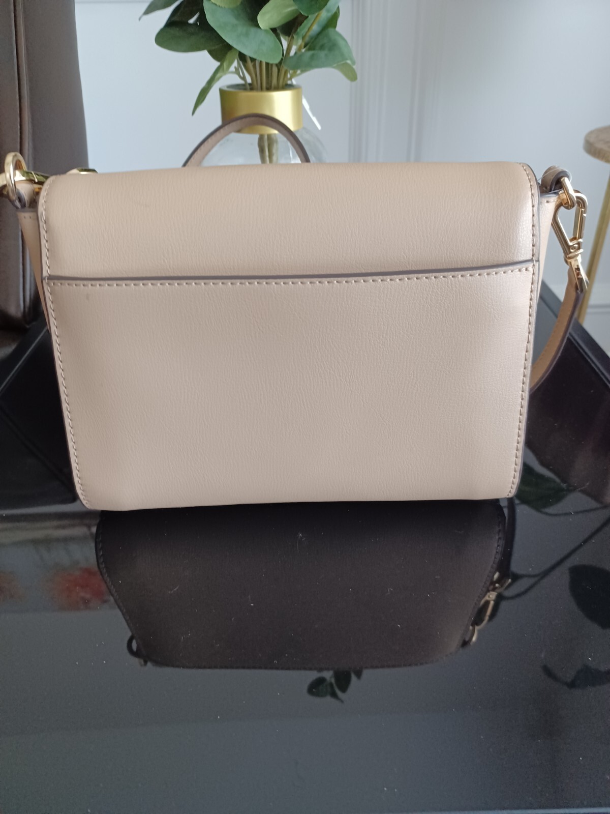 Michael Kors Ellis Medium leather Flap Messenger Crossbody BagTan eBay