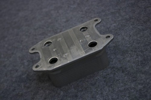 Original Audi VW Seat Skoda Ölkühler 04E117021L Kühler Öl oil cooler Benzin TFSI